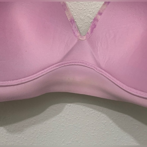 Incredible by VS padded no wire bra - Picture 8 of 11